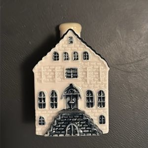 KLM Blue Delfts #4. Unopened.